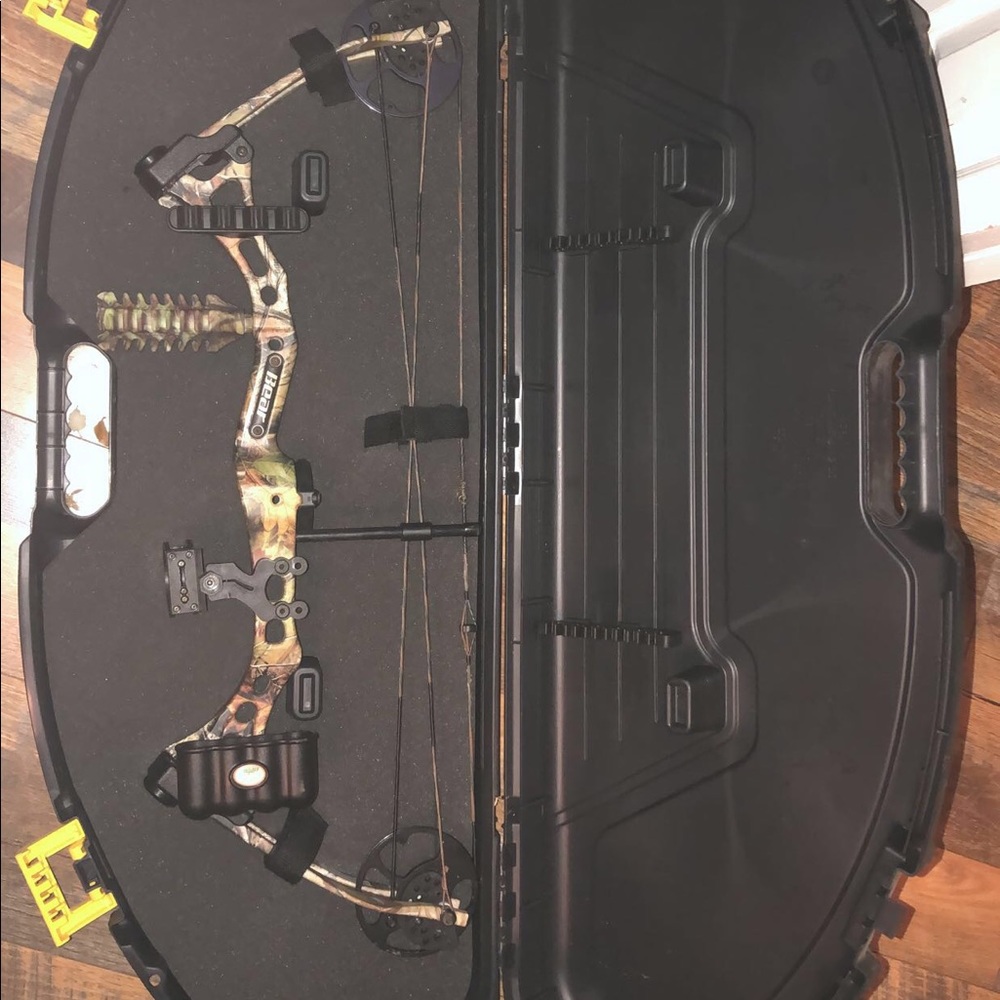 bear compact bow
